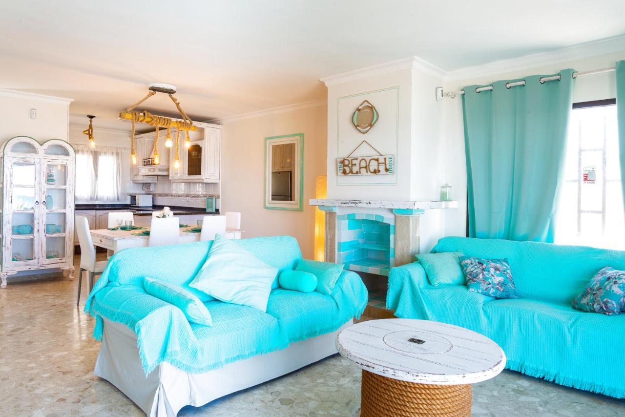 La Golondrina - Froont Villa Corralejo