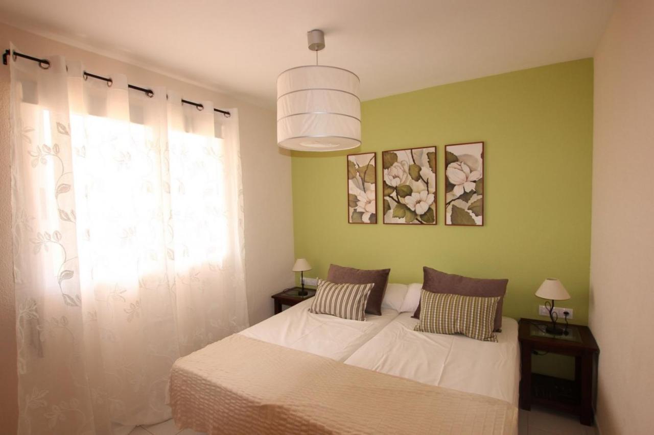 Apartment Papaya Dunes With Pool By Holidays