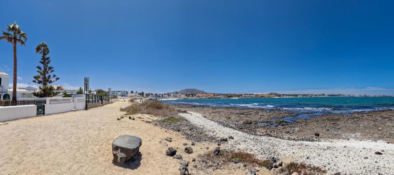 Villa La Maja Beachfront Corralejo