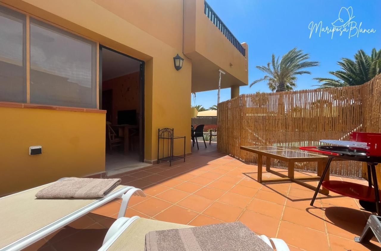 B-rent Mariposa Private Garden Apartment Corralejo