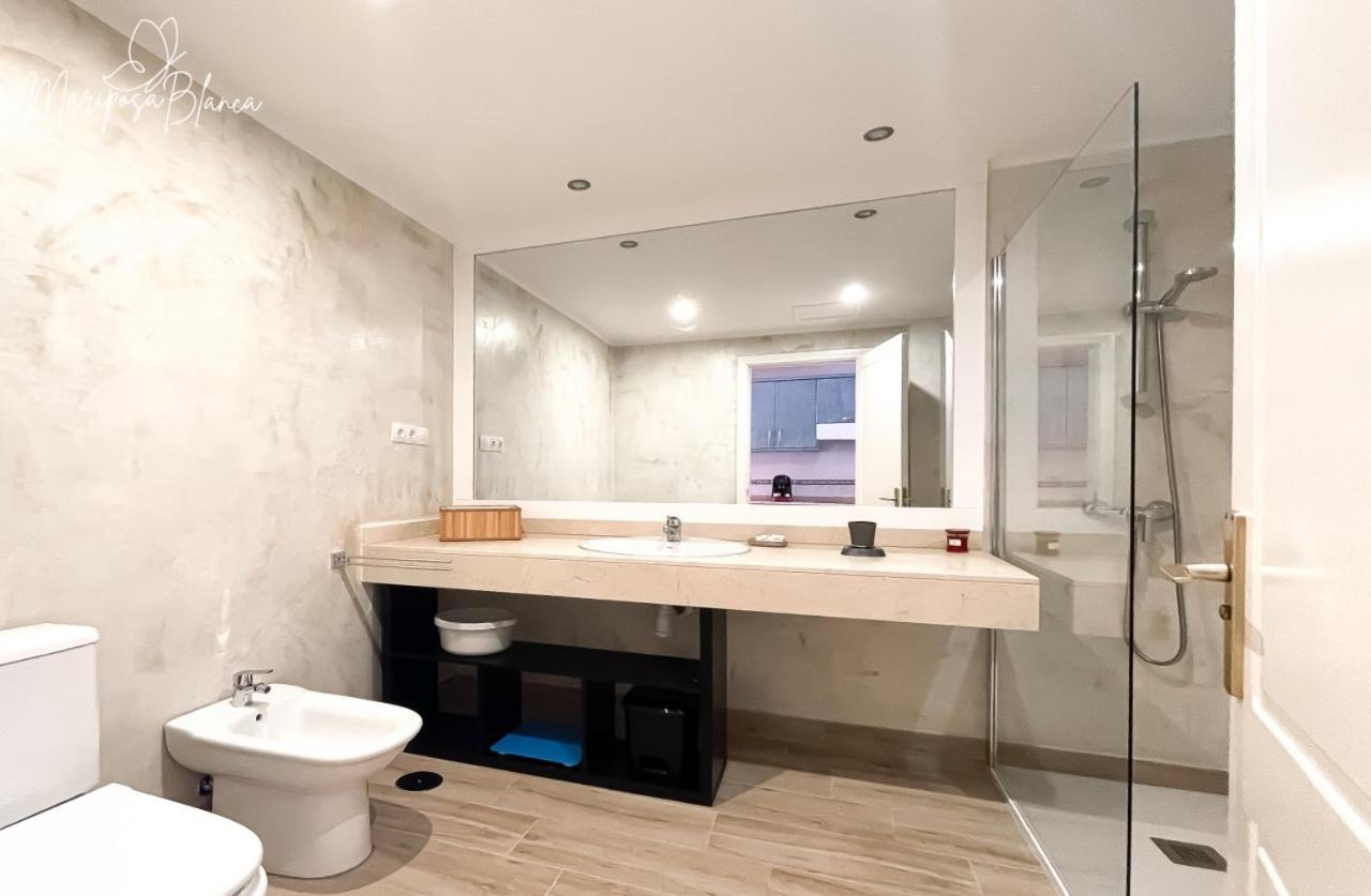 B-rent Mariposa Private Garden Apartment Corralejo
