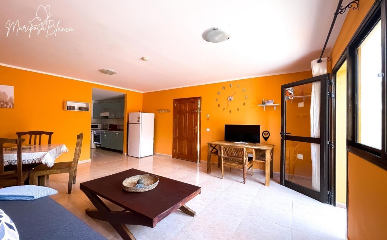 B-rent Mariposa Private Garden Corralejo
