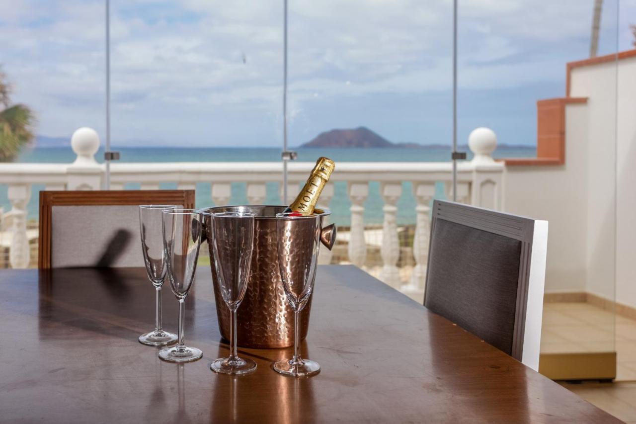 Marina I Beachfront By Holidays * Corralejo