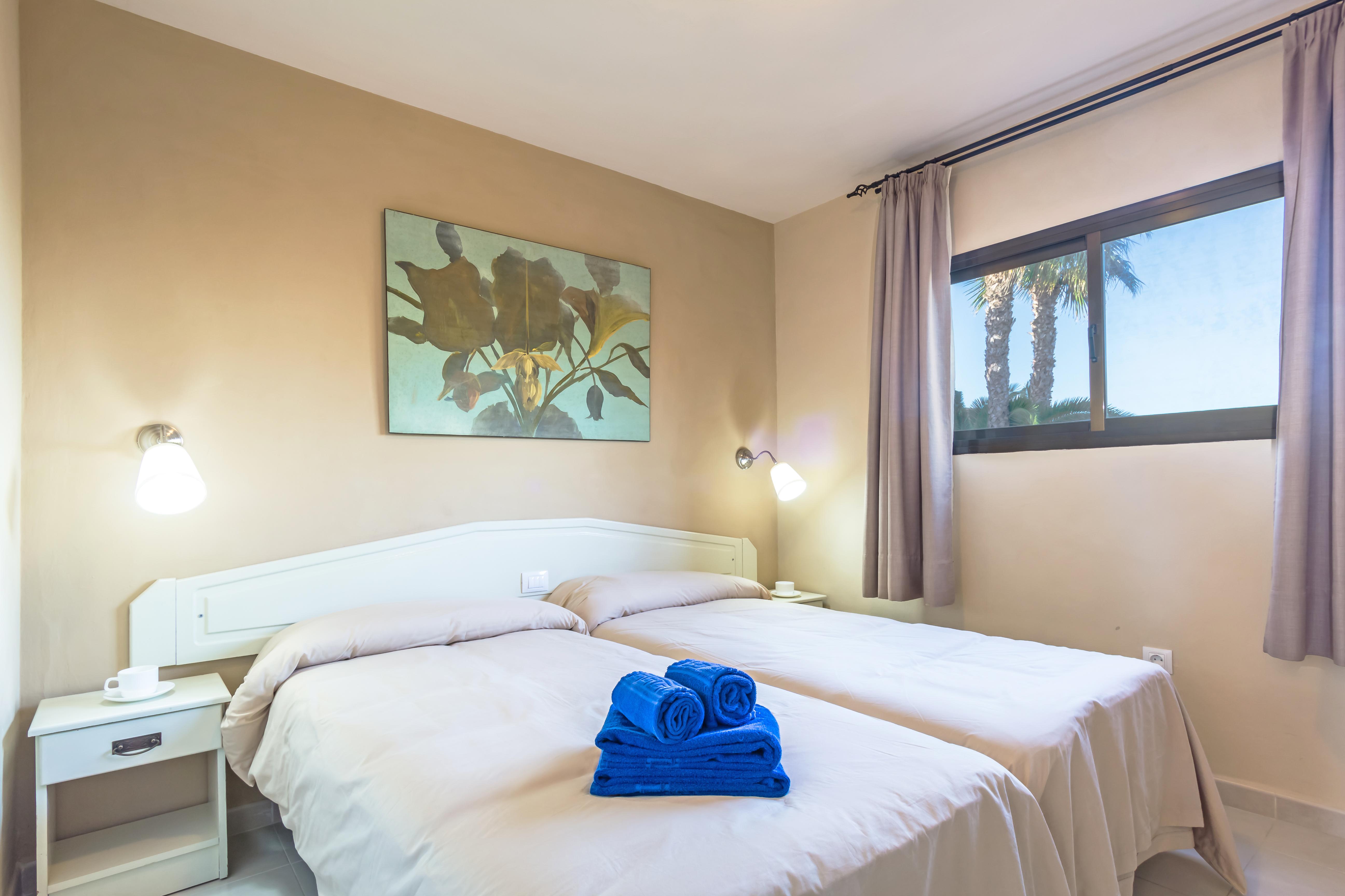Aparthotel Oasis Dunas 3*