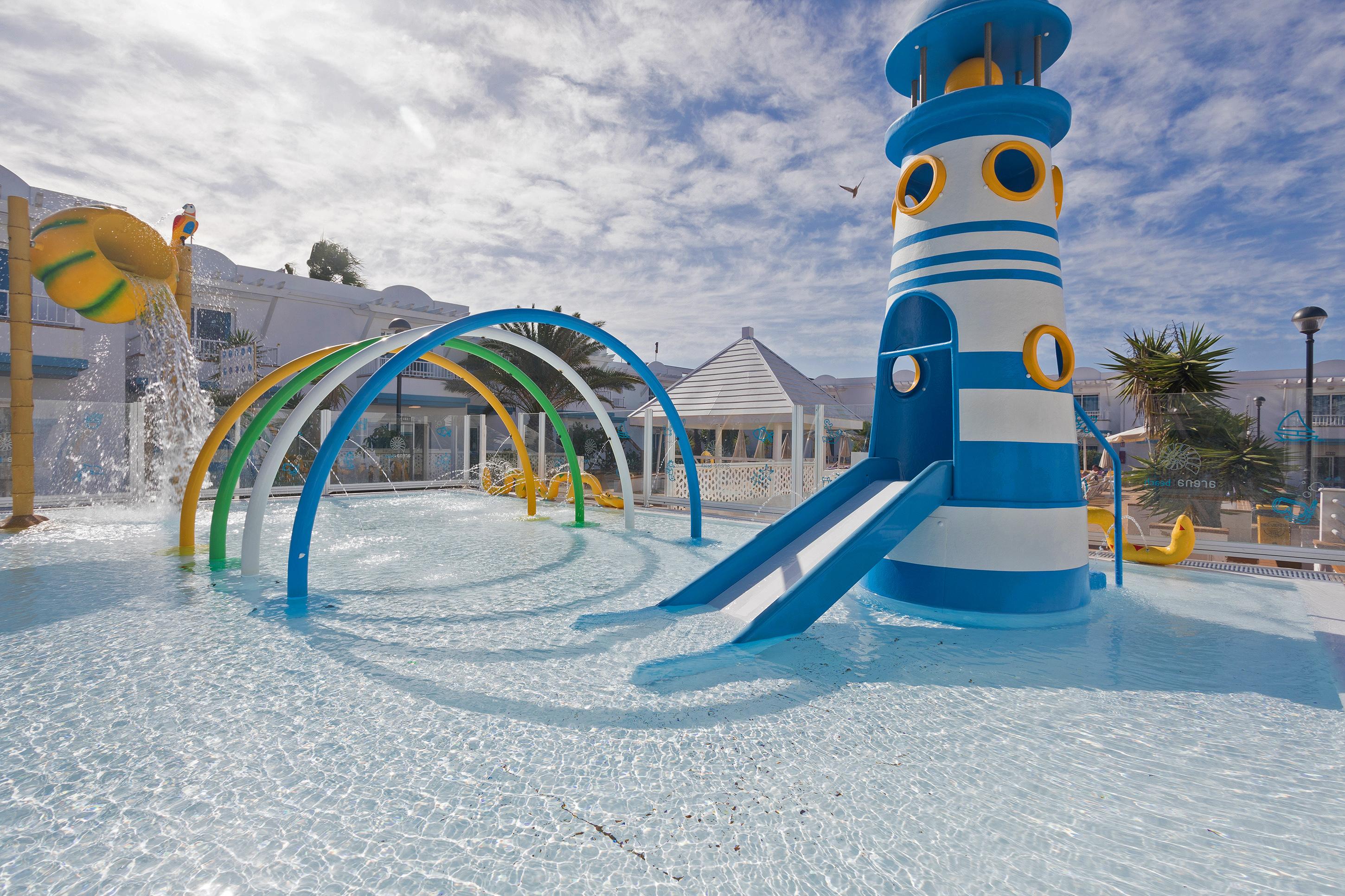 Arena Aparthotel 3*