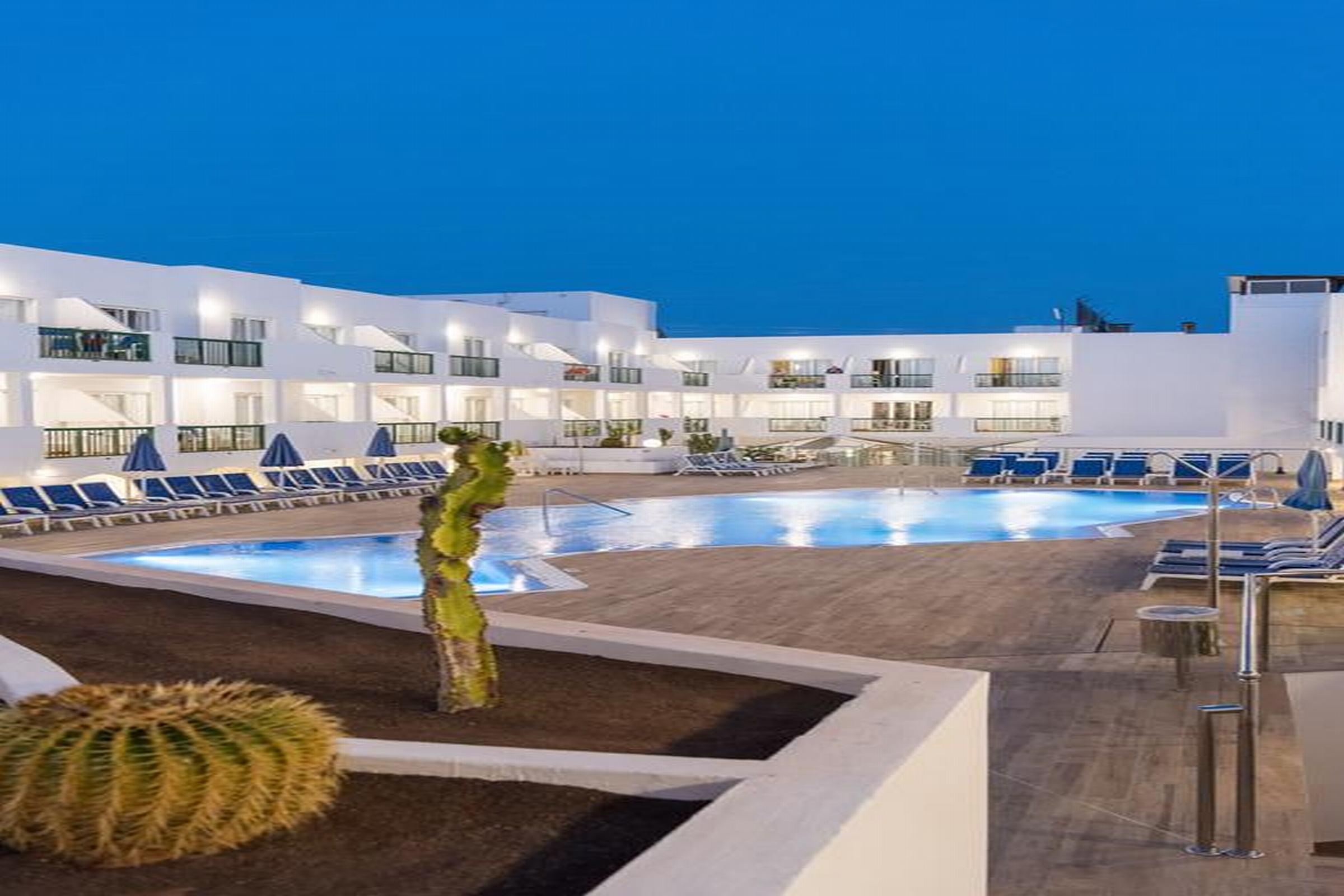 Aparthotel Dunas Club - & Corralejo