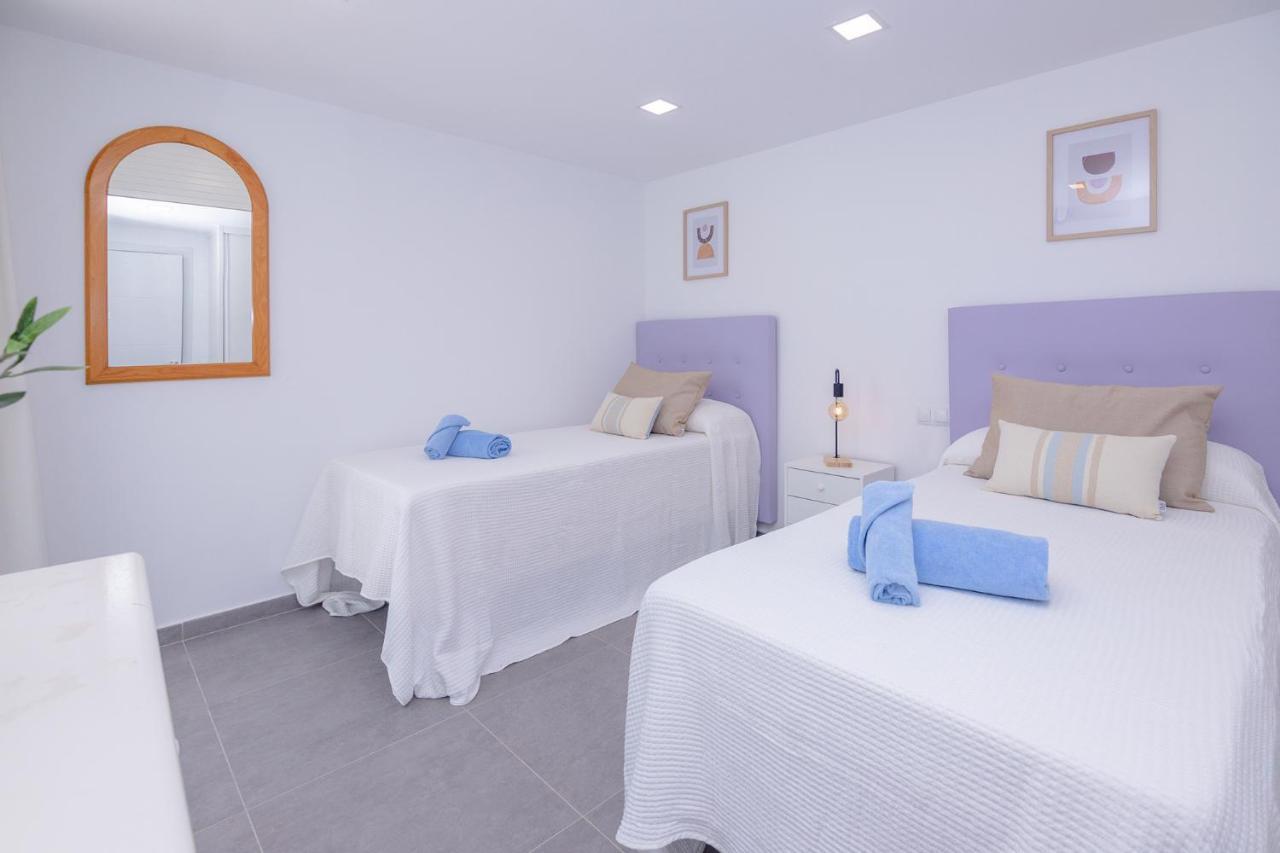 2 Beachfront By Holidays