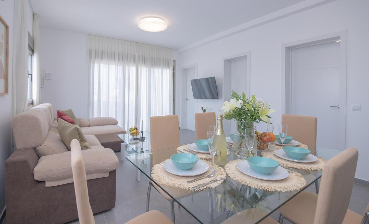 2 Beachfront By Holidays Apartment Corralejo