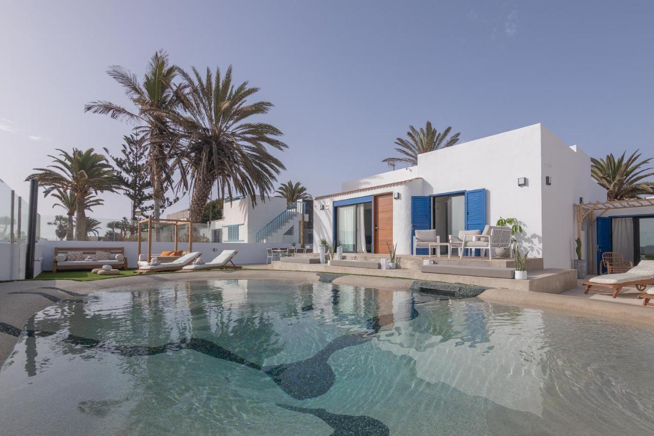 Villa Eden Beachfront By Holidays