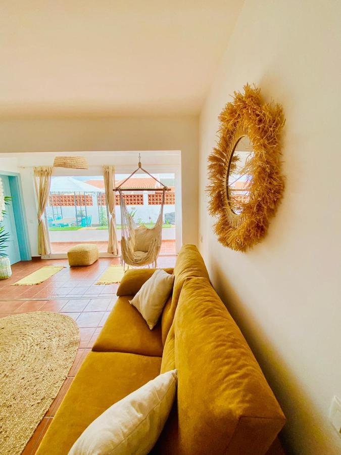 Golden Wave Surf Villa *