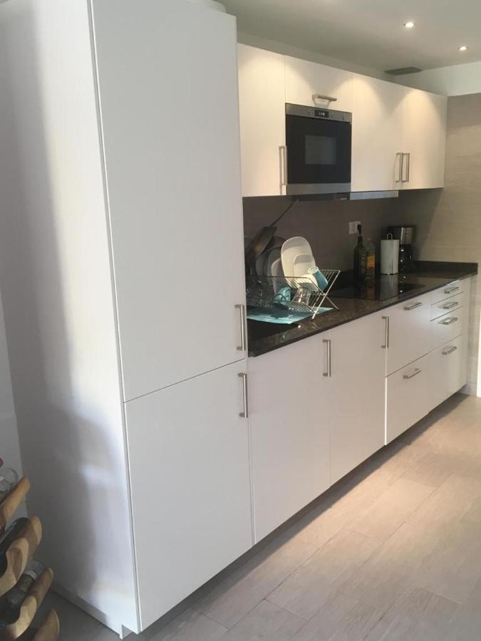 Happy Place, Precioso Con Piscina Apartment Corralejo