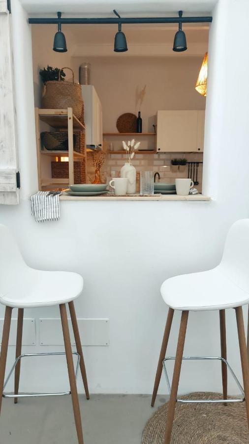 Nomad Surf House Hostel Corralejo