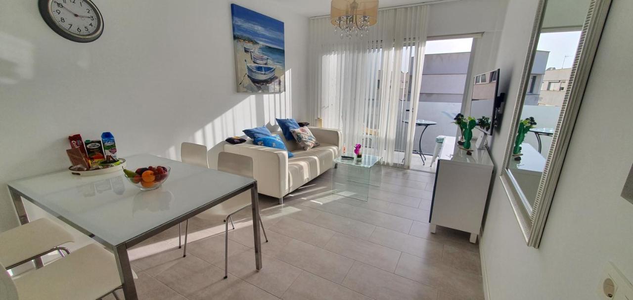 Cozy & Confortable Junior By Bristo Sunset # Good Wifi, Terrace And Pool