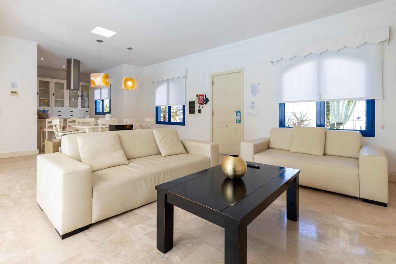 913 Villa *