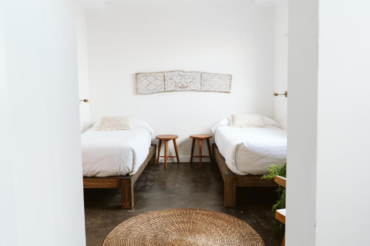 Dreamsea Surf House Fuerteventura Hostel *