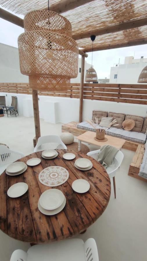Hostel Nomad Surf House *