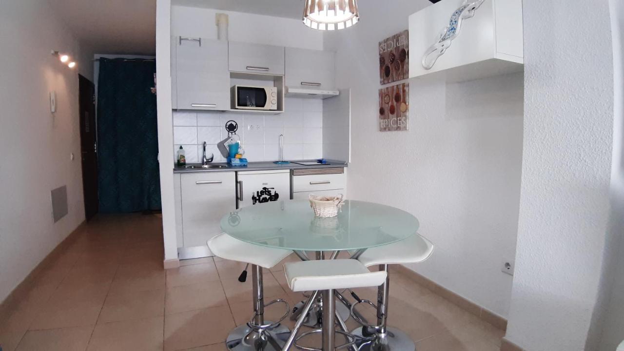 Blue Sky Studio Apartment *