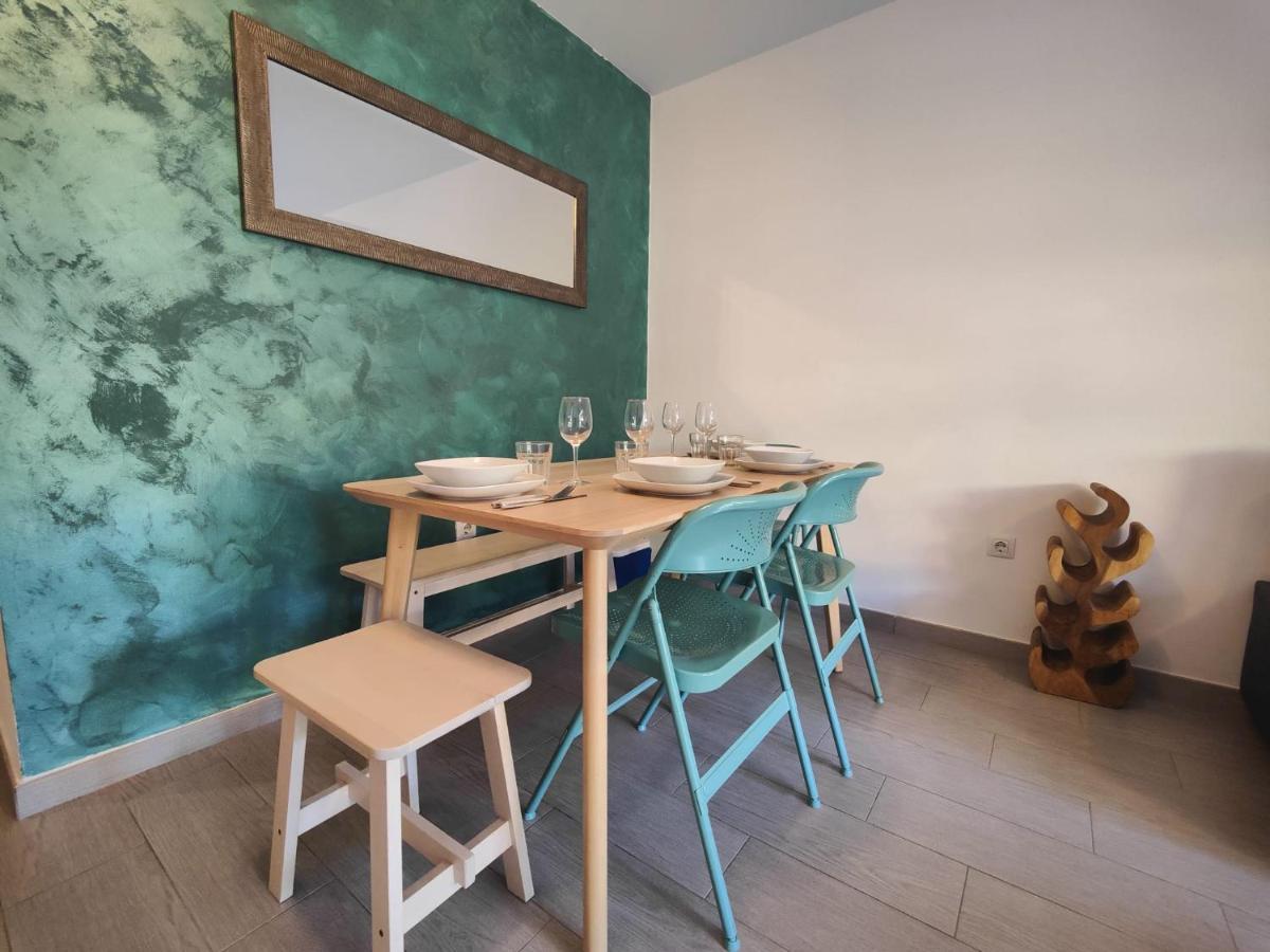 Happy Place, Precioso Con Piscina Apartment Corralejo