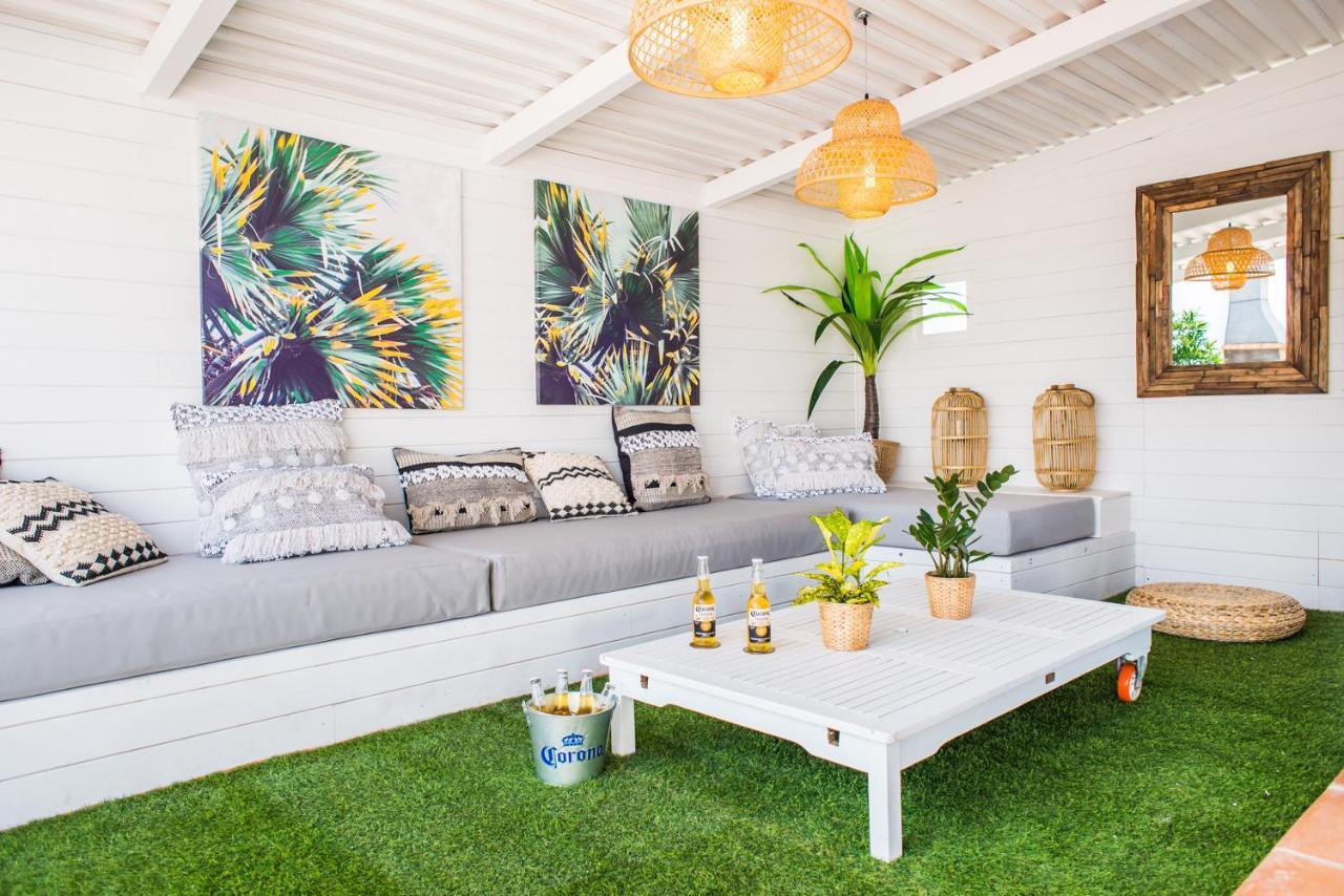 Luxury 'la Bonita' With Private Heated Pool, Bbq & Free Wifi- Suiteable For Familiesfriends Corralejo