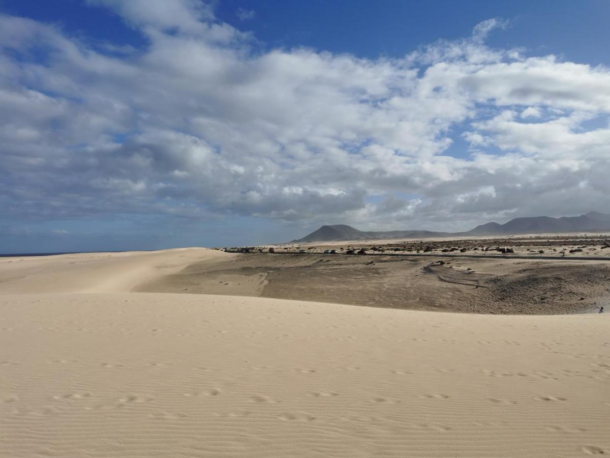 Apartment Tropical Fuerteventura With A Sunny Terrace And Fast Wifi Corralejo