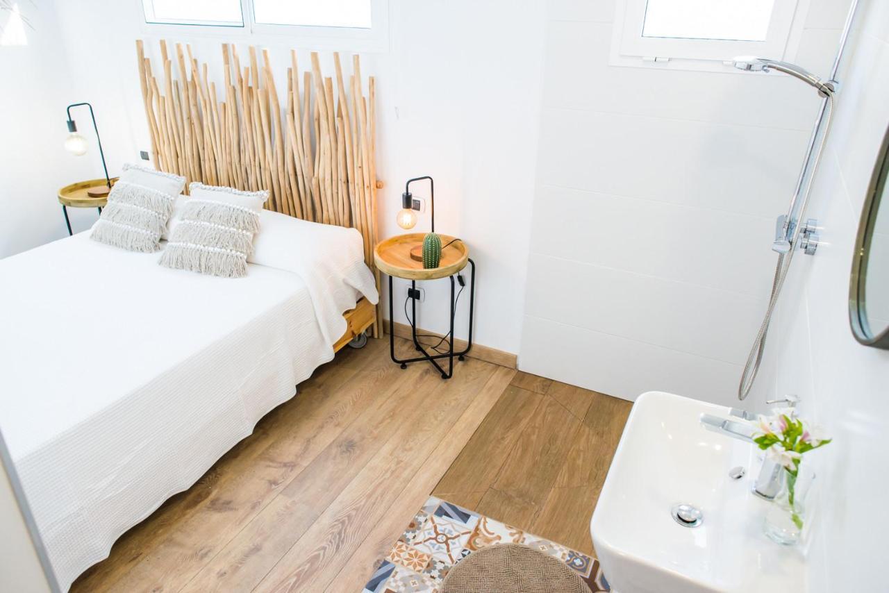 Luxury 'la Bonita' With Private Heated Pool, Bbq & Free Wifi- Suiteable For Familiesfriends Corralejo