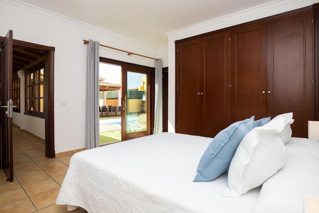 Helen - Heated Pool Wifi Smarttv Barbecue Villa