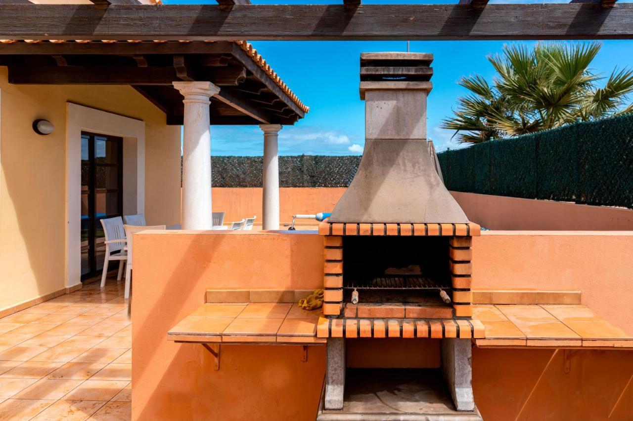 Serenity Private Pool By Holidays Villa