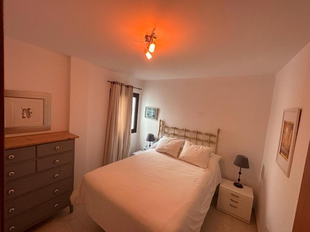 Apartment Punta Del Isla - 3 Bed With Amazing Roof Terrace