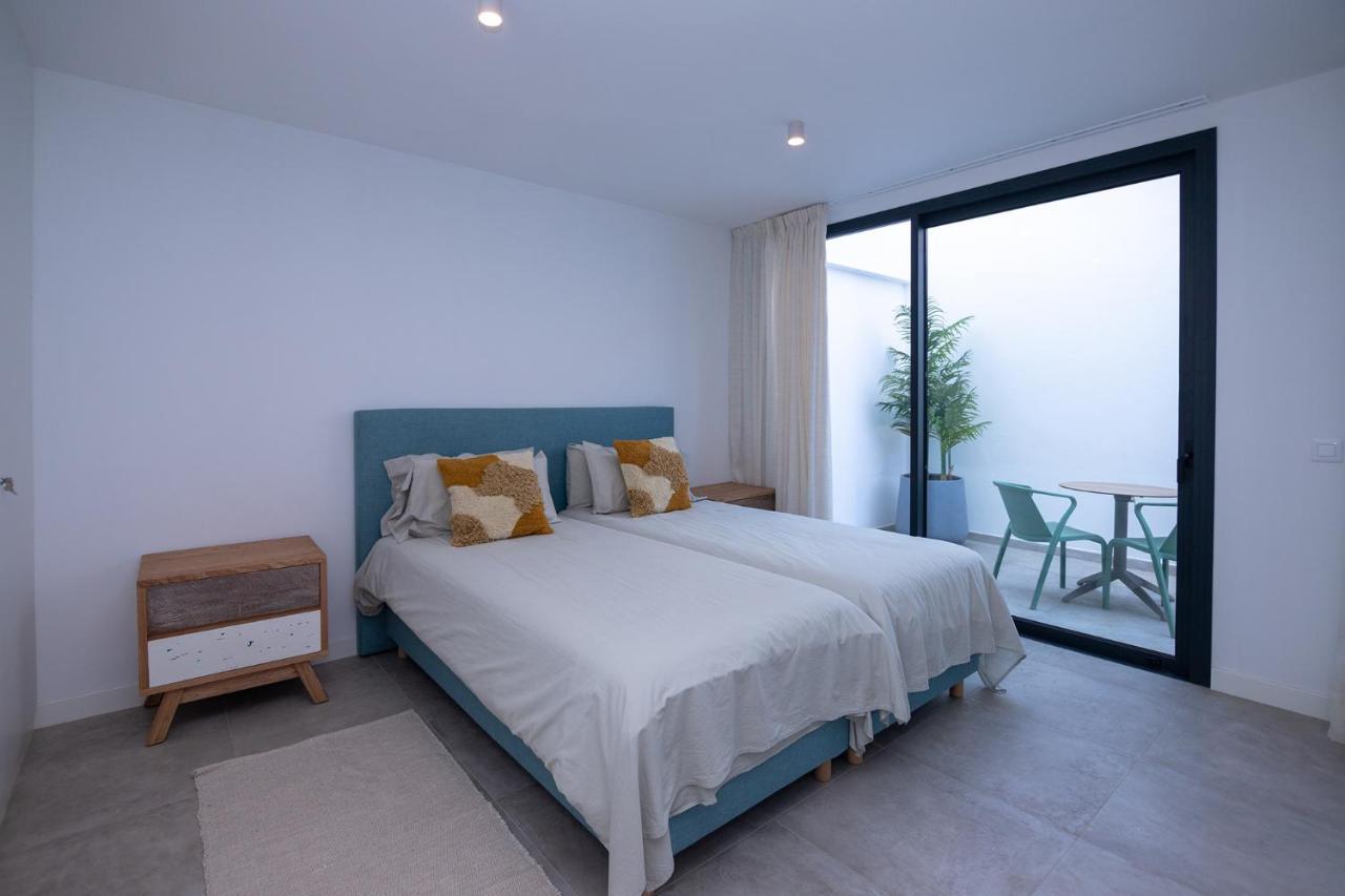 Yolo Luxe Sur Private Pool By Holidays Villa Corralejo
