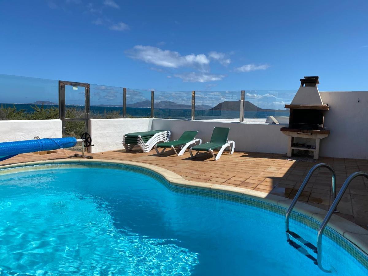 Miranda Remos Villa Corralejo