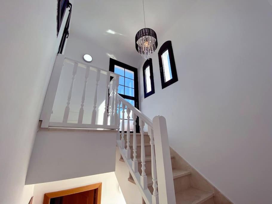 Nina 'luxury In The Sun' Villa *