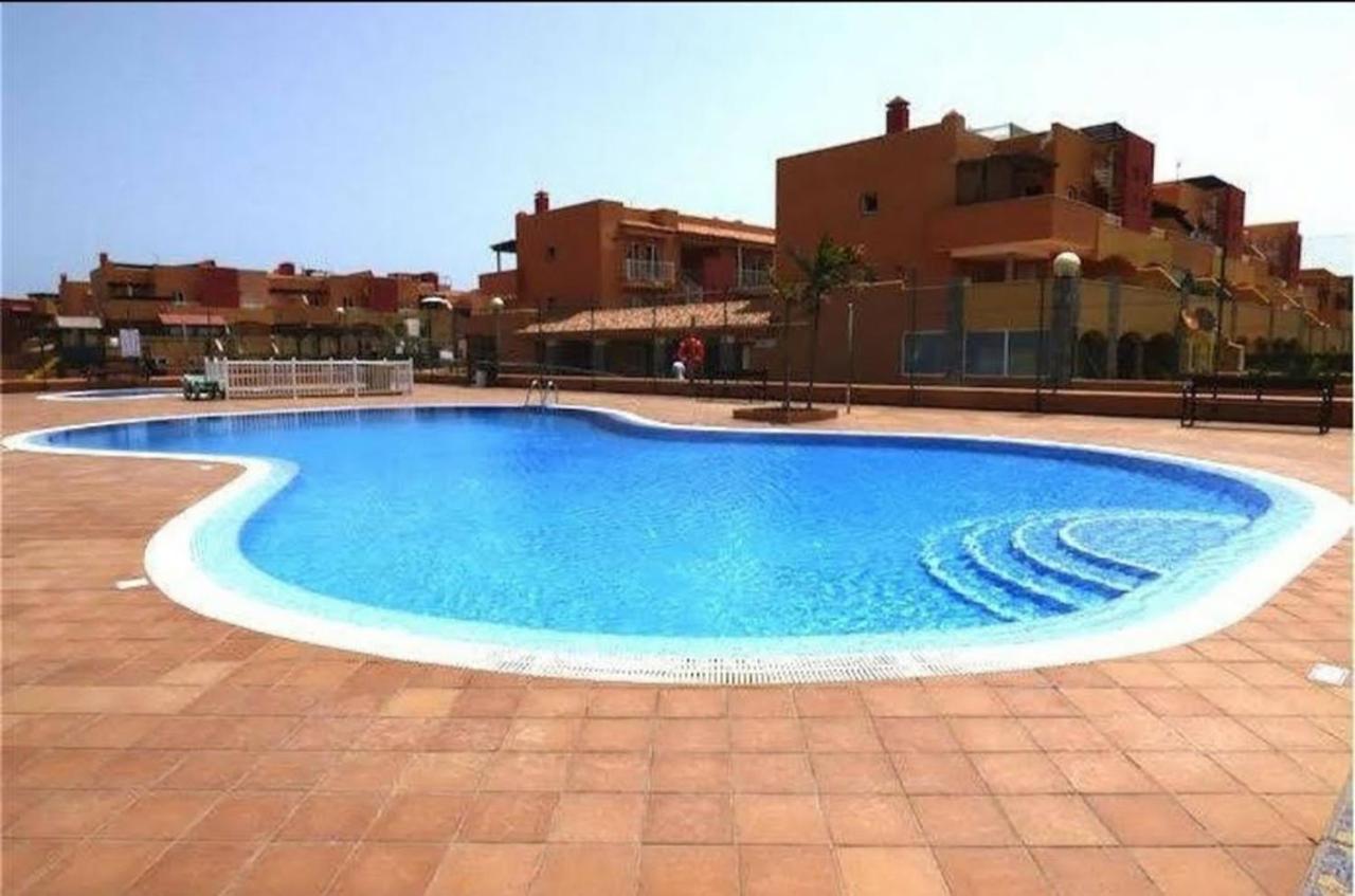 Brisas Fuerteventura: Optic Fiber,solarium,bbq Apartamento *
