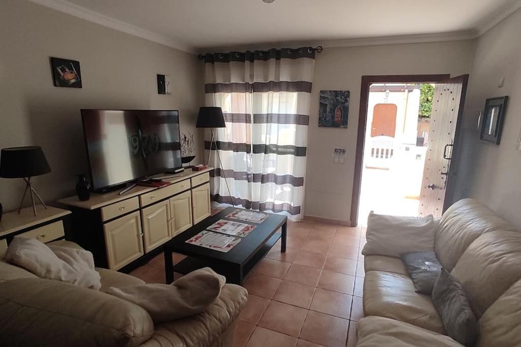 Casa Donn - El Sultan 63 - Luxury 3 Bed With Fast Fibre Internet * Corralejo