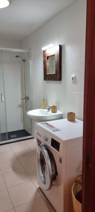 Gilda: Beautiful Spacious Apartment. Seaview From Rooftop Terrace *