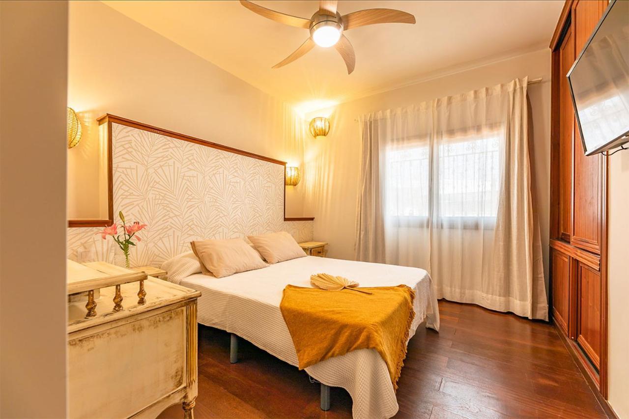 Bay Beachfront By Holidays * Corralejo
