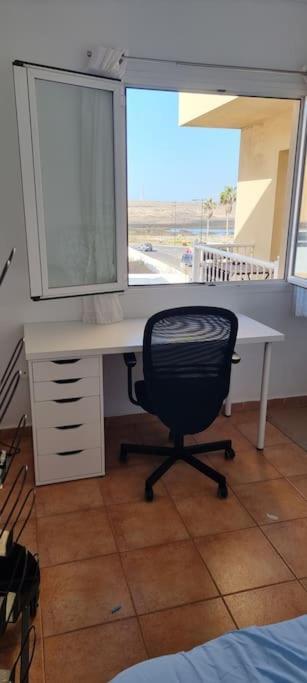 Gilda: Beautiful Spacious Apartment. Seaview From Rooftop Terrace Apartment