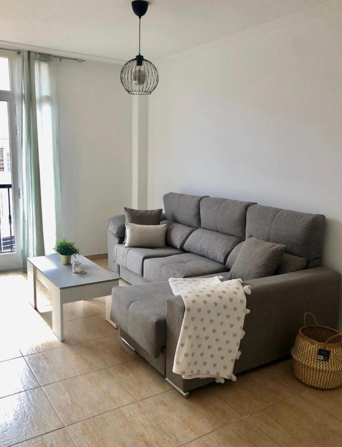 Light House Apartment *