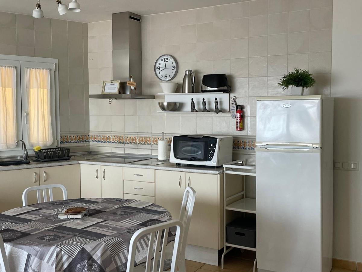 My Ocean !!! Breathtaking Location, Steps To The Ocean, Spacious Sea View, Fully Equipped And Well-furnished With Private Entrance And High-speed Fiber Optic Internet Corralejo