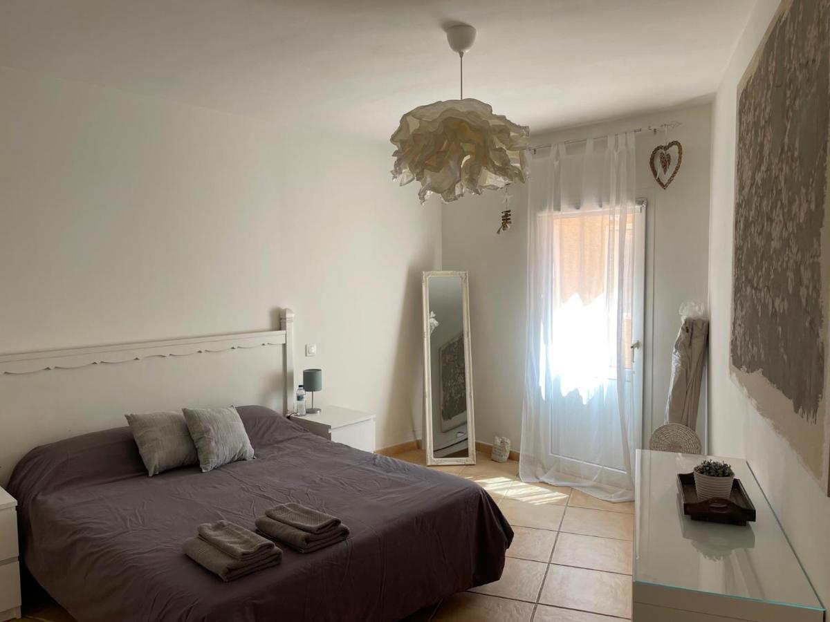 My Ocean !!! Breathtaking Location, Steps To The Ocean, Spacious Sea View, Fully Equipped And Well-furnished With Private Entrance And High-speed Fiber Optic Internet Apartment