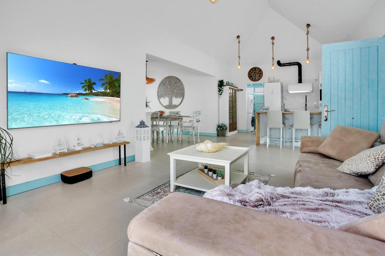 Villa Orange Light With Private Pool Corralejo