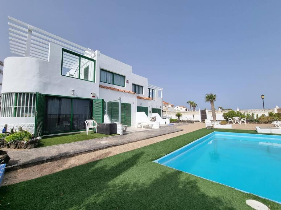 La Casa De Palomitas Apartment Corralejo