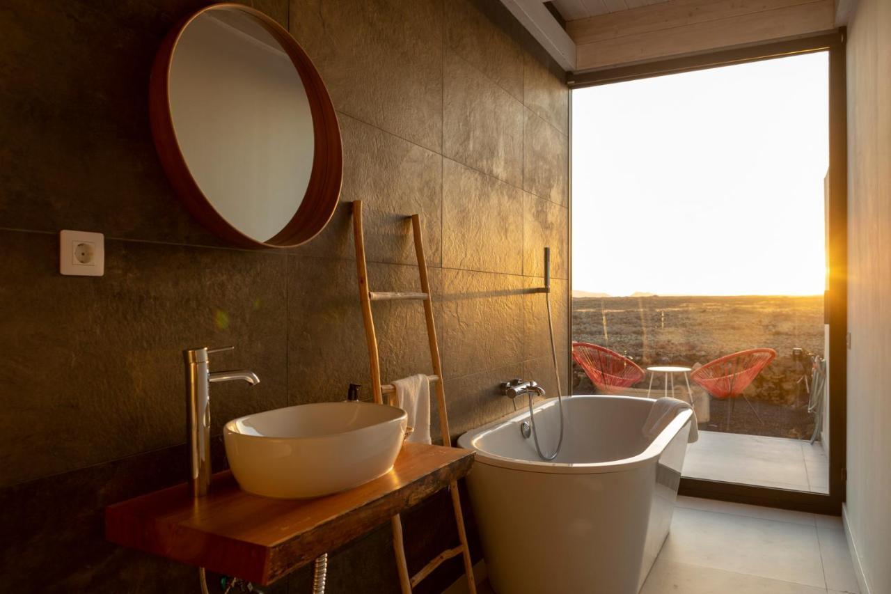 Calderon Hondo. Design , Views And Pool Lajares-corralejo