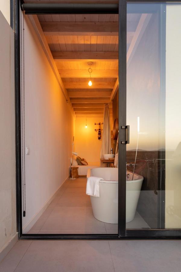 Calderon Hondo. Design , Views And Pool Lajares-corralejo *