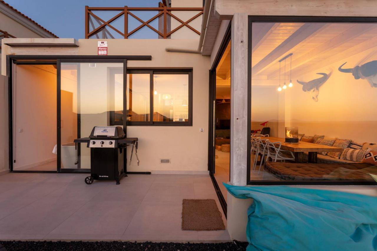 Calderon Hondo. Design , Views And Pool Lajares-corralejo * Corralejo
