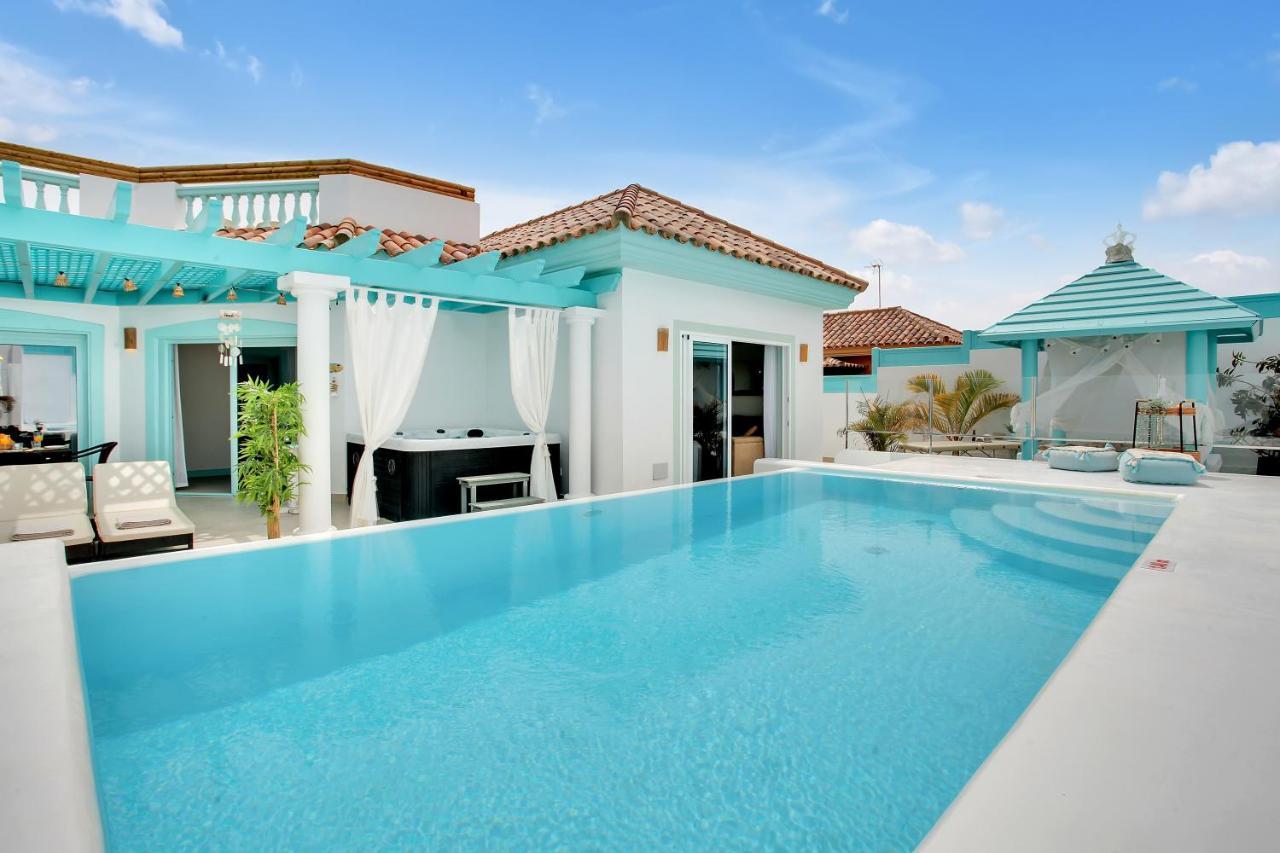 Orange Light With Private Pool Villa