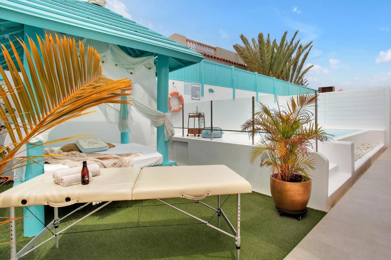 Orange Light With Private Pool Corralejo