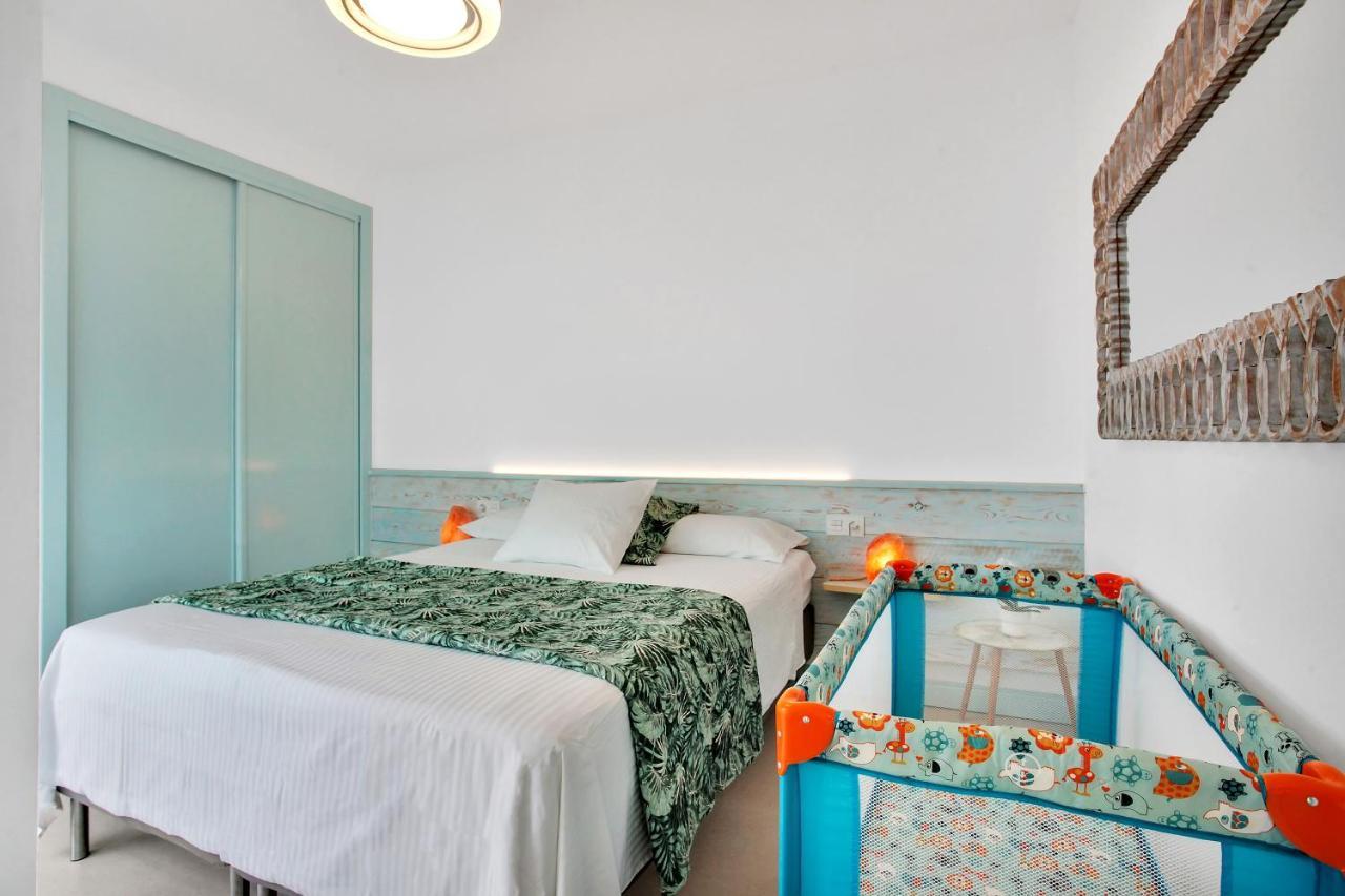 Orange Light With Private Pool * Corralejo