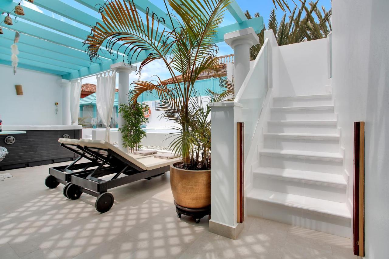 Orange Light With Private Pool Villa Corralejo