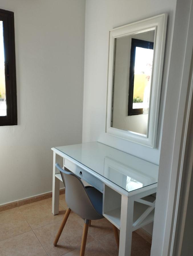 Apartamento Apto 79 Dos Dormitorios