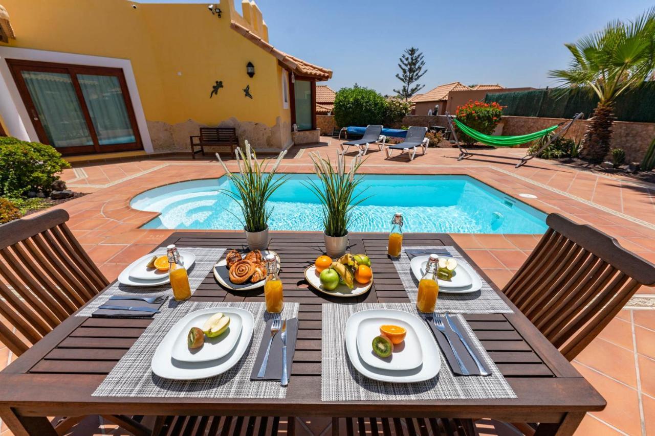 Relax 2 Private Pool By Holidays Villa Corralejo